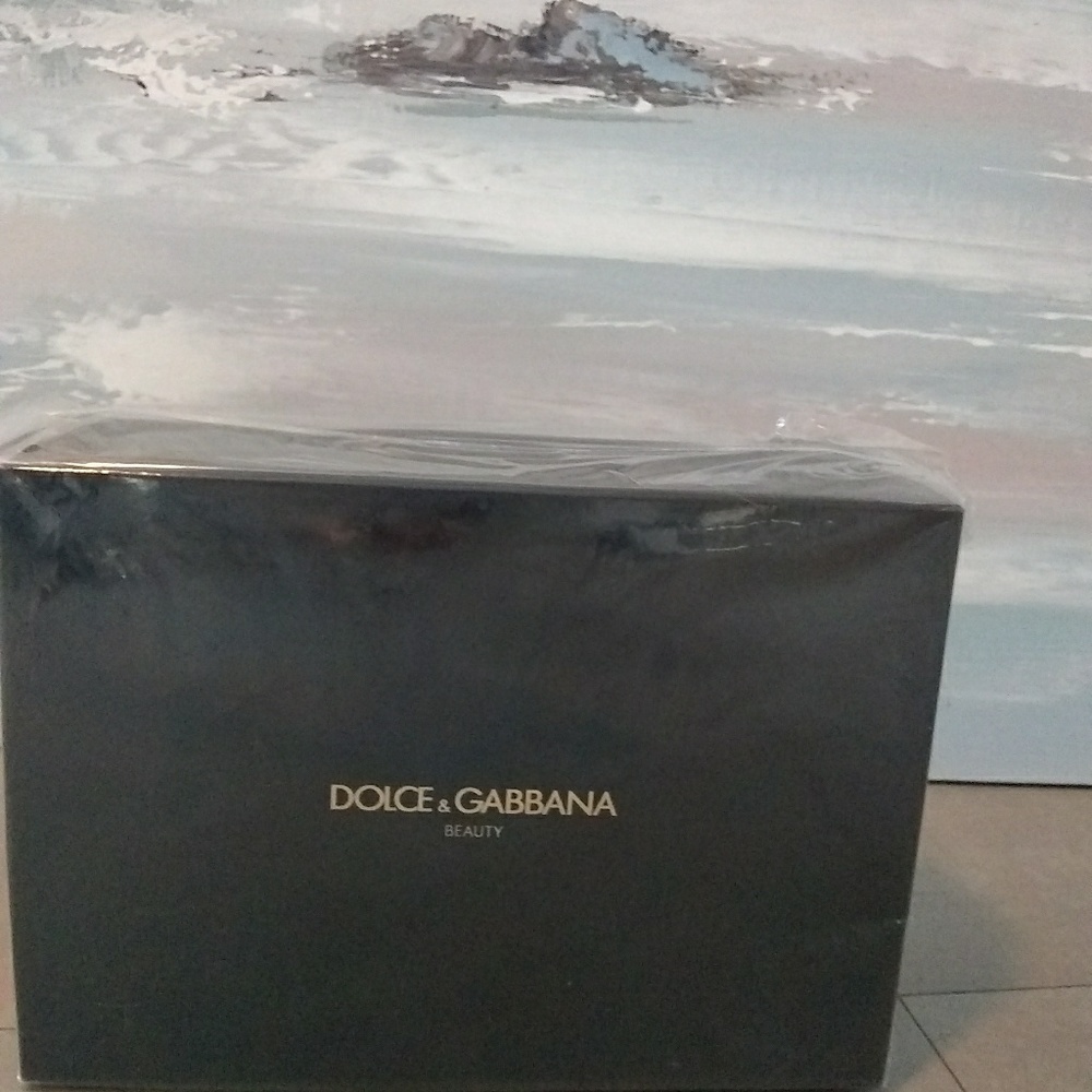 Dolce beauty bag